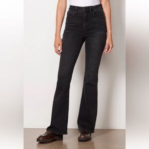 Good American Good Classic Boot Jeans